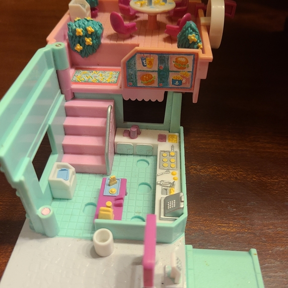 Polly Pocket Blue Bird VTG Vintage Burgers Restaurant Mini - Picture 6 of 7